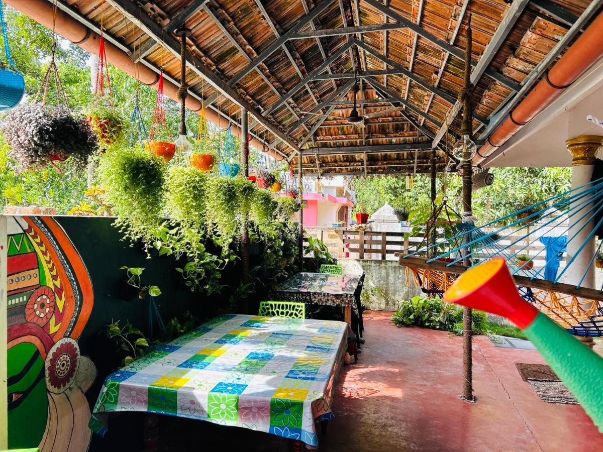 Marari Beach Cleetus Homestay Mararikulam Exterior photo